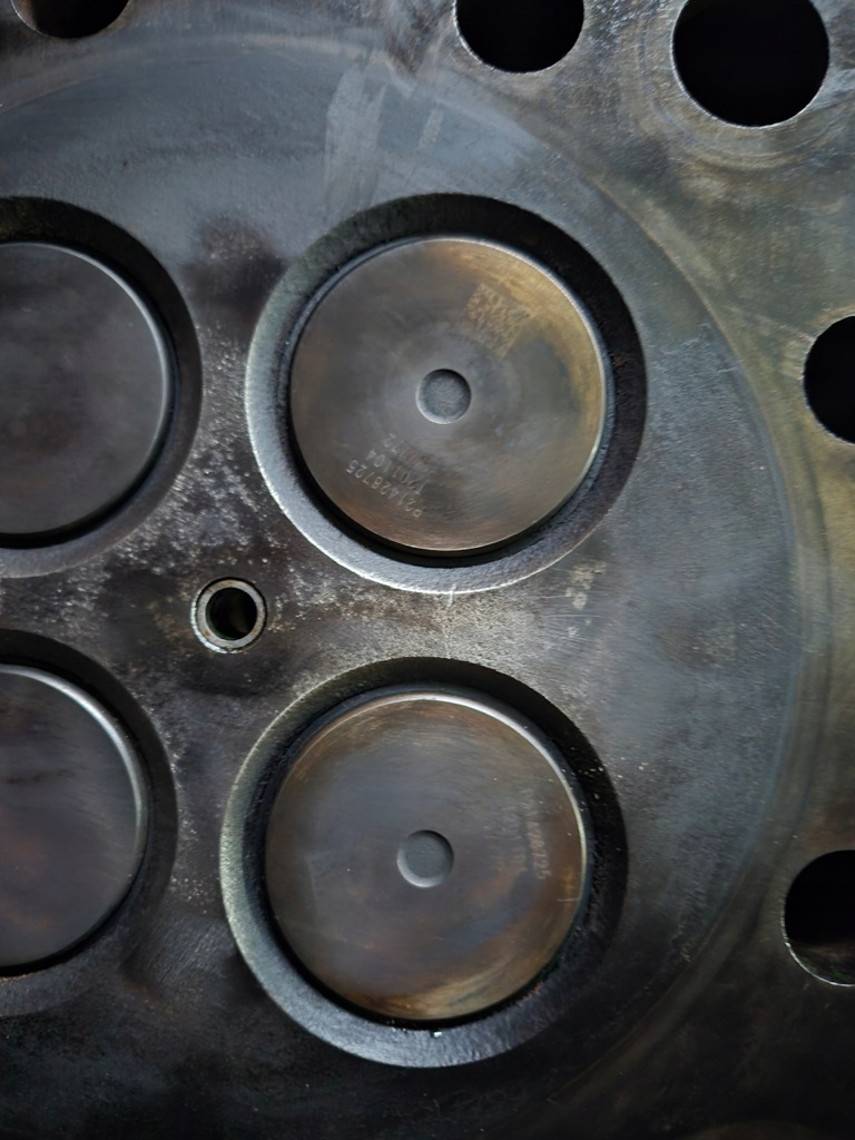 Головка двигателя volvo fh 16 d16k euro 6 22184000 154511429 Оригинал