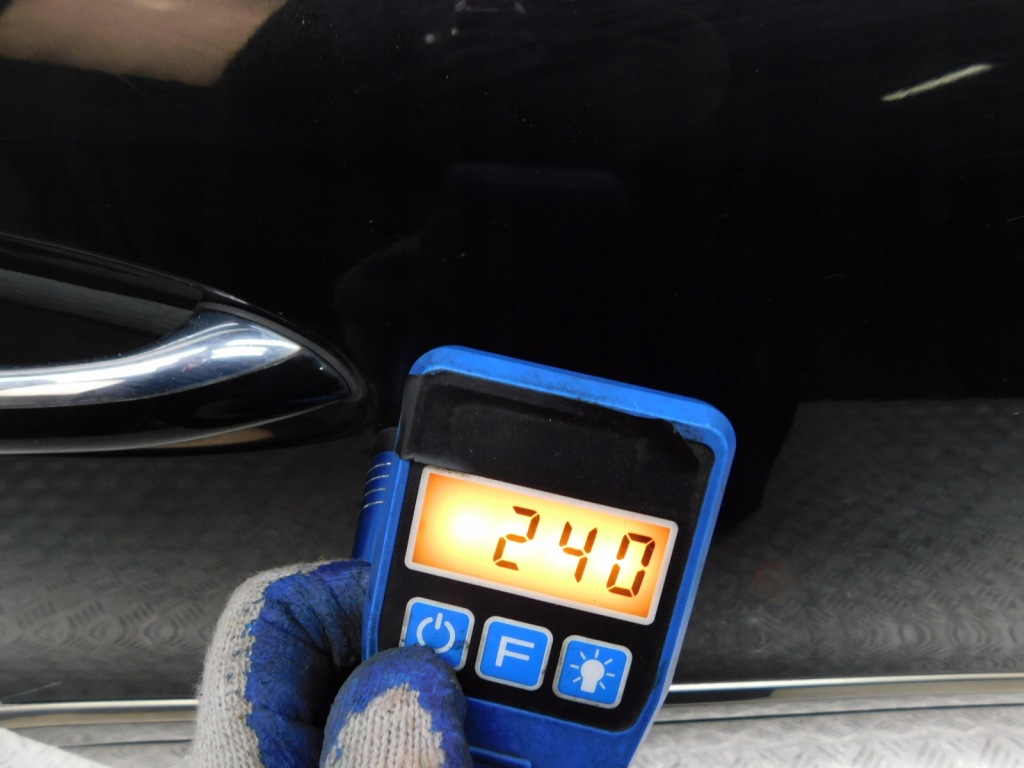 Двері праве перед - mercedes ml w164 c197 Оригінал