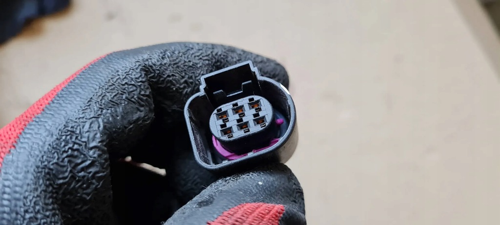 фото №6, Sq5 8r q5 lift штекер колодка з'єднувач 4h0973713 6pin s4 b8 a4 a6 c7