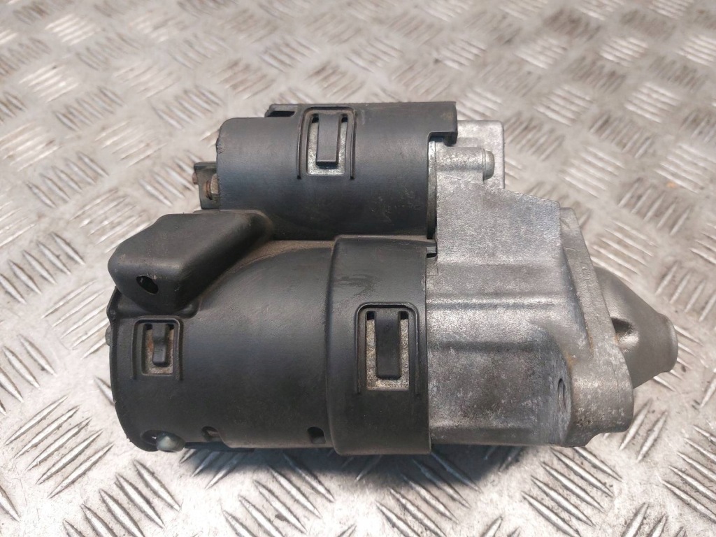 Купить Стартер renault megane 3 1.5 dci 8200463004