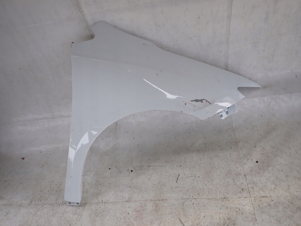 фото №1, Chrysler pacifica 16- крила правий перед передній