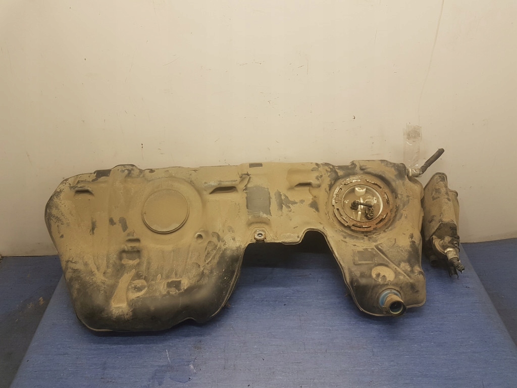 фото №1, Bmw 3 f30 328i 2.0 бак топлива