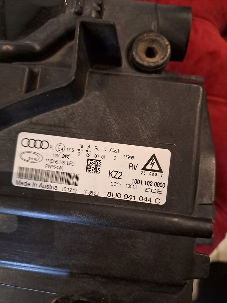 фото №6, Audi q3 lift лампа правая перед ксенон