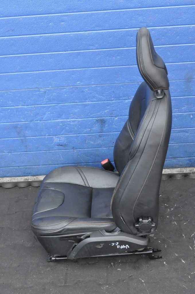 фото №11, Volvo v40 ii cross country cc сиденье водителя левый кожаный