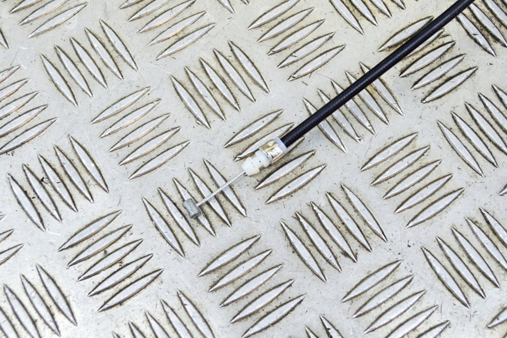 фото №5, Maserati quattroporte m156 трос замка капот c3892313 3.8 бензин 390kw 201