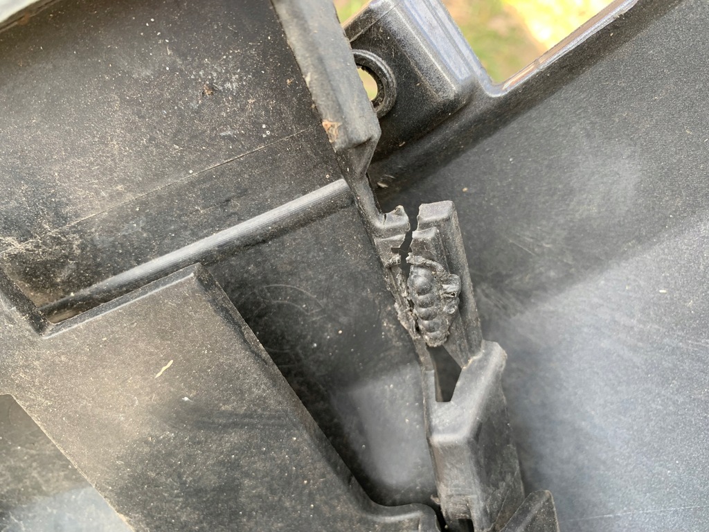 фото №10, Бампер задня задній 4xpdc jaguar e-pace