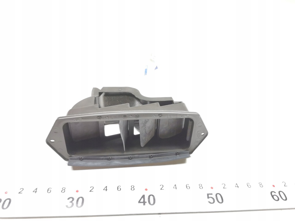 фото №6, Решётка вентиляционная правая ford ranger 2006-2011 et оригинальный номер 1446910