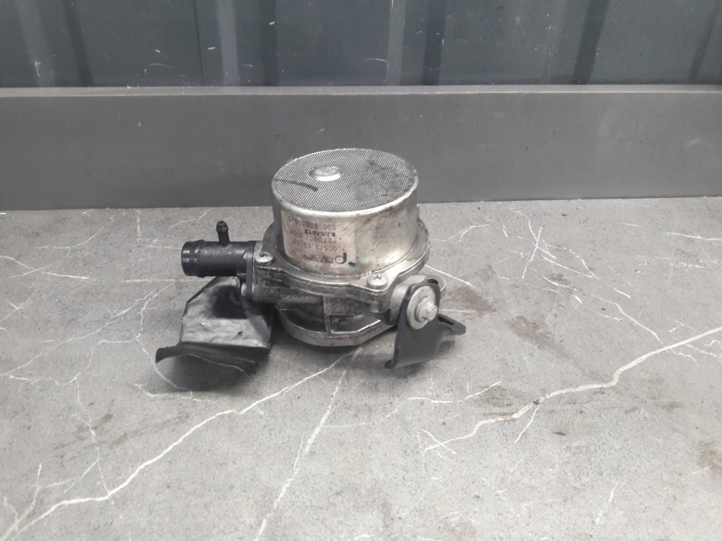 фото №2, 8201005306b насос вакуум renault scenic iii 1.5dci