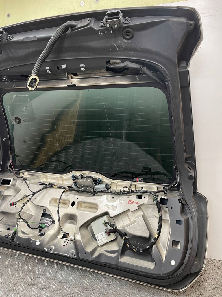 фото №8, Кришка багажника задня задня багажника комплектна volvo xc60 i 1 13- lift