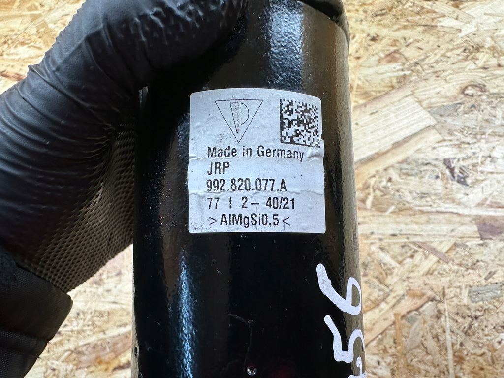 фото №8, Конденсатор осушувач кондиціонера porsche taycan 9j1 992820077a 2019-