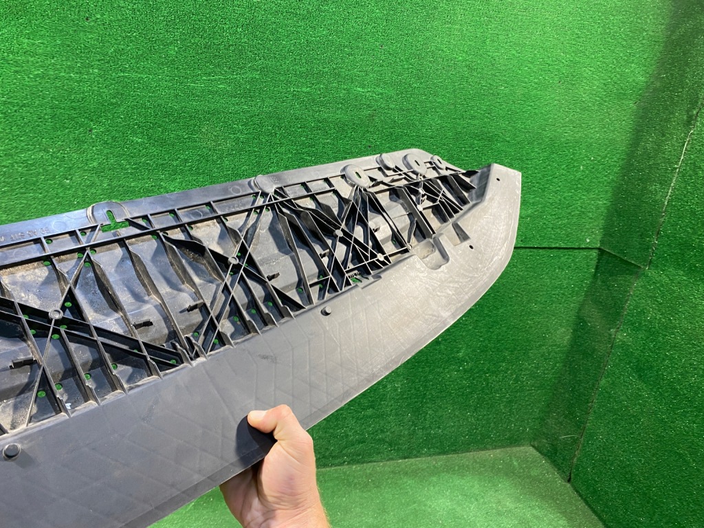 Audi a5 8w6 плита защита pod бампер 8w6807611 Цена