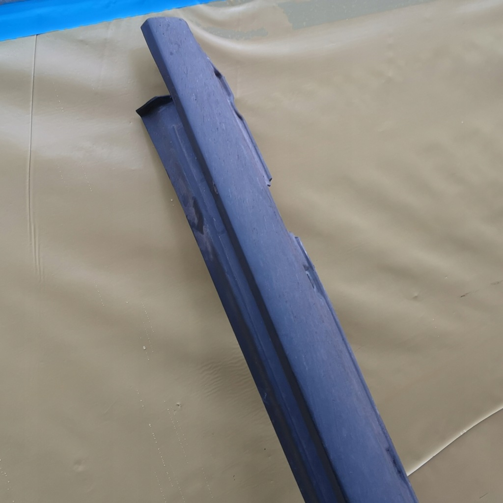 фото №3, Ford focus mk4 18- молдинг порог правая оригинальная