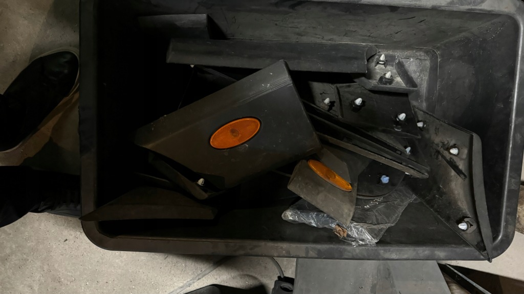 Renault master 3 iv movano b nv молдинг ліва на стійку  накладки 768570130r Оригінал