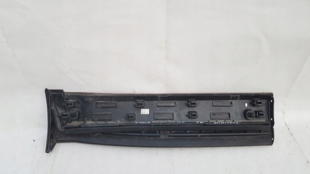 фото №2, Jaguar e-pace молдинг na двері ліва задня