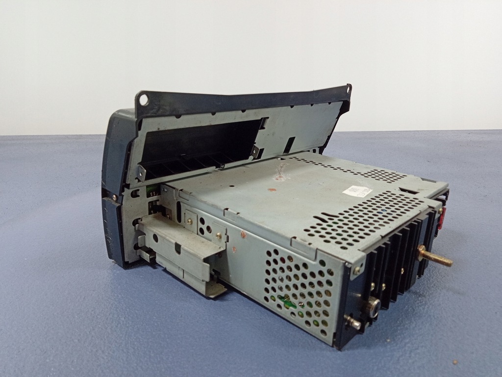 фото №2, Rover 75 радио заводской oem кассеты xqd101043puy