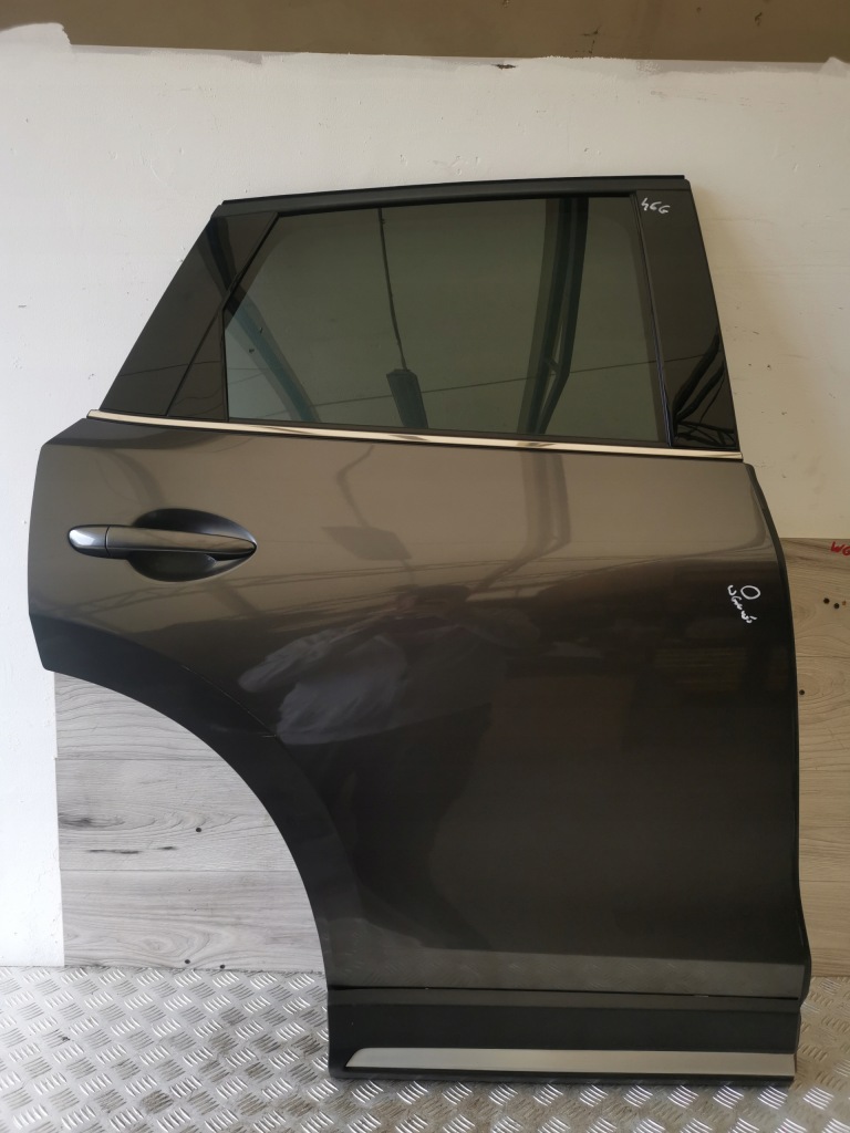 фото №1, Mazda cx5 ii 17- дверь правое задняя задние 46g usa