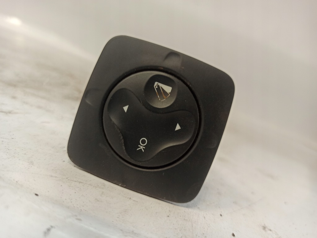 фото №11, Renault grand scenic iii вимикач панель дисплея 283950001r