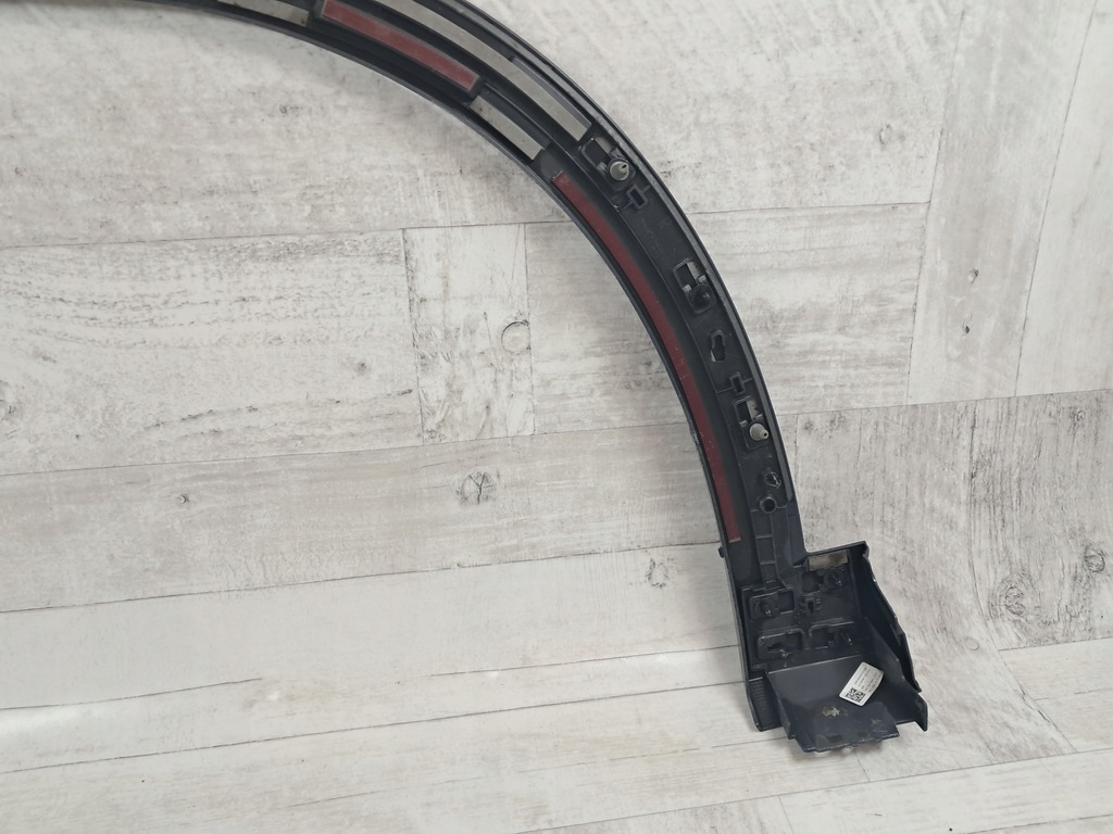 фото №7, Audi e-tron 4ke молдинг накладка крыло правый перед 4ke853718