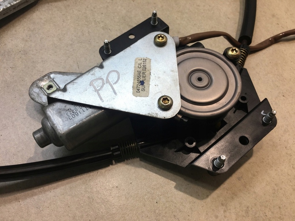 фото №6, Подъемник стекло правый перед pt cruiser 04724556ae