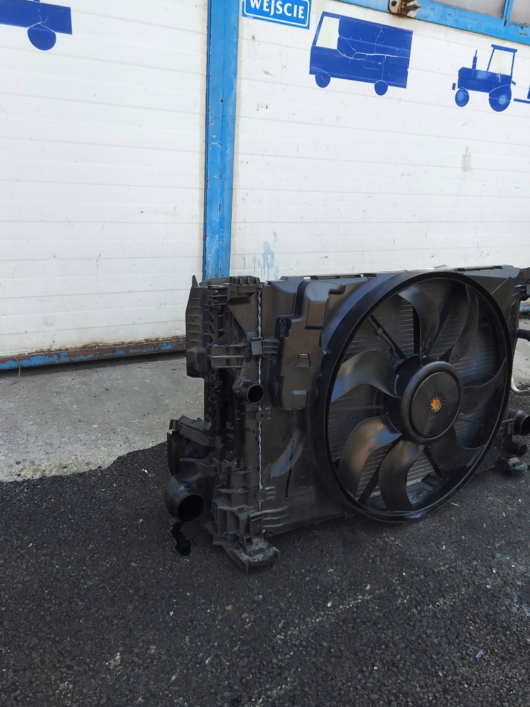 фото №7, Mercedes w176 комплект радиатор a2465000900 a2465000045 a2465001203