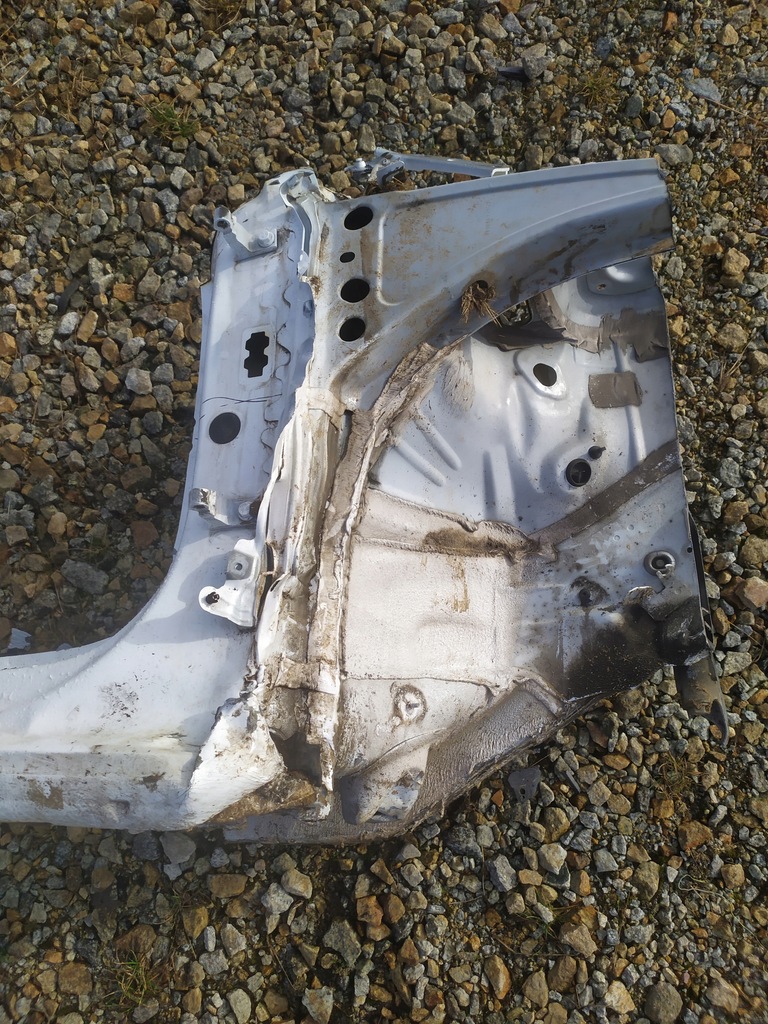 фото №6, Audi a3 8v5 sedan четверть передняя правая блок двигателя a i b порог ниша колеса