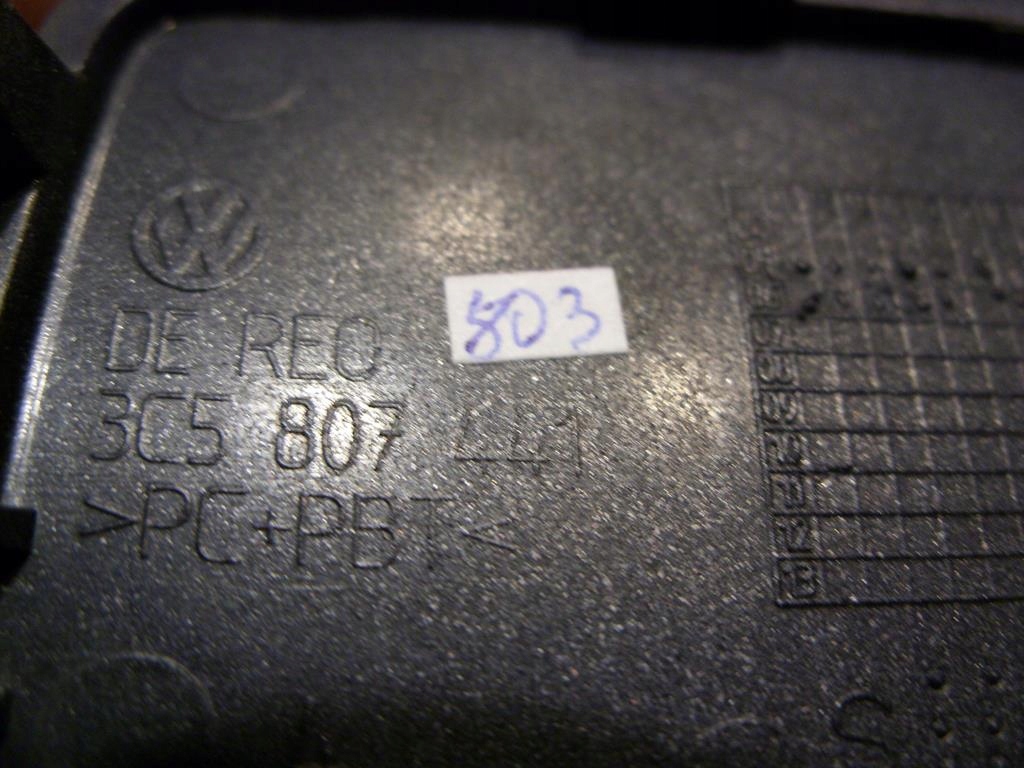 фото №8, Vw passat b6 sedan заглушка фаркоп задняя 3c5807441