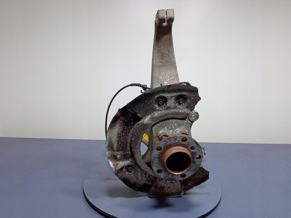 фото №1, Bmw 5 f10 f11 поворотний кулак ліва перед передня важелі ступиця