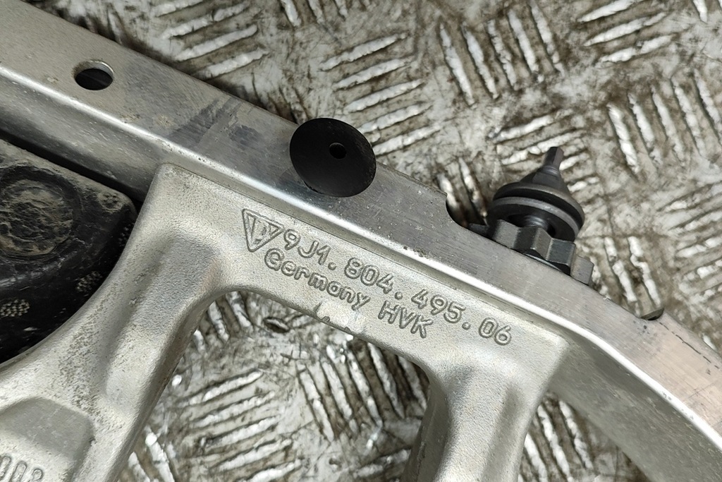 фото №7, Audi e-tron gt рама аккумулятор кронштейн 9j1804495 электрика 350kw 2022 2