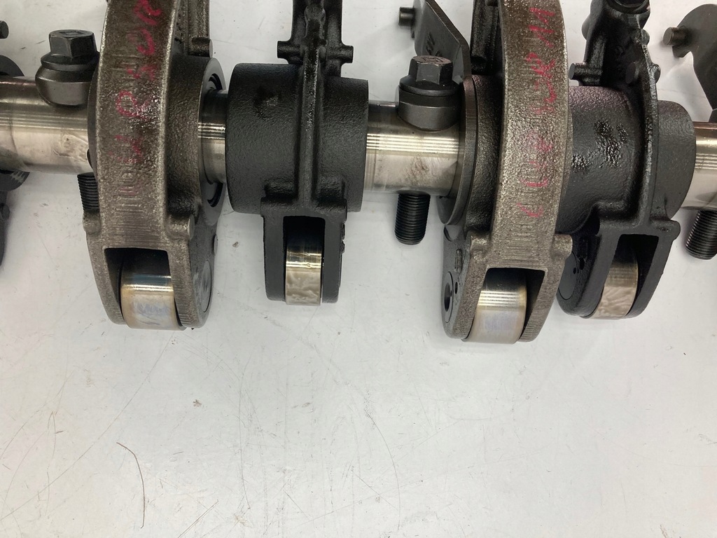 фото №12, Iveco stralis cursor 11 euro 6 кулачок клапанів вал штовхач клавіатура