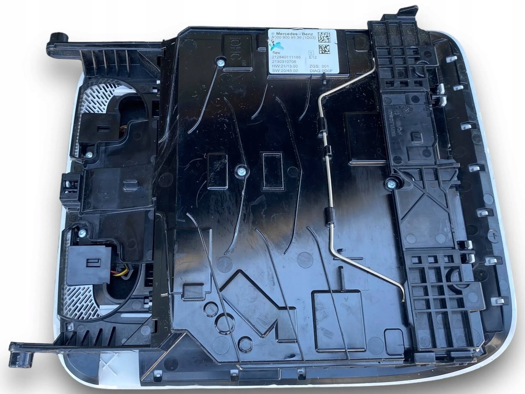 фото №7, Mercedes w206 c220 лампа потолочный a0009009536