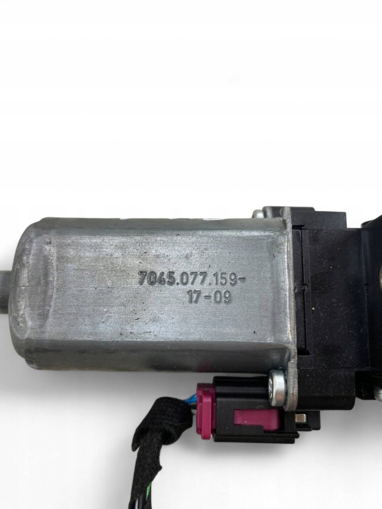 фото №5, Bmw 7 g11 g12 2017 моторчик регулировки колонки рулевого 0390207082