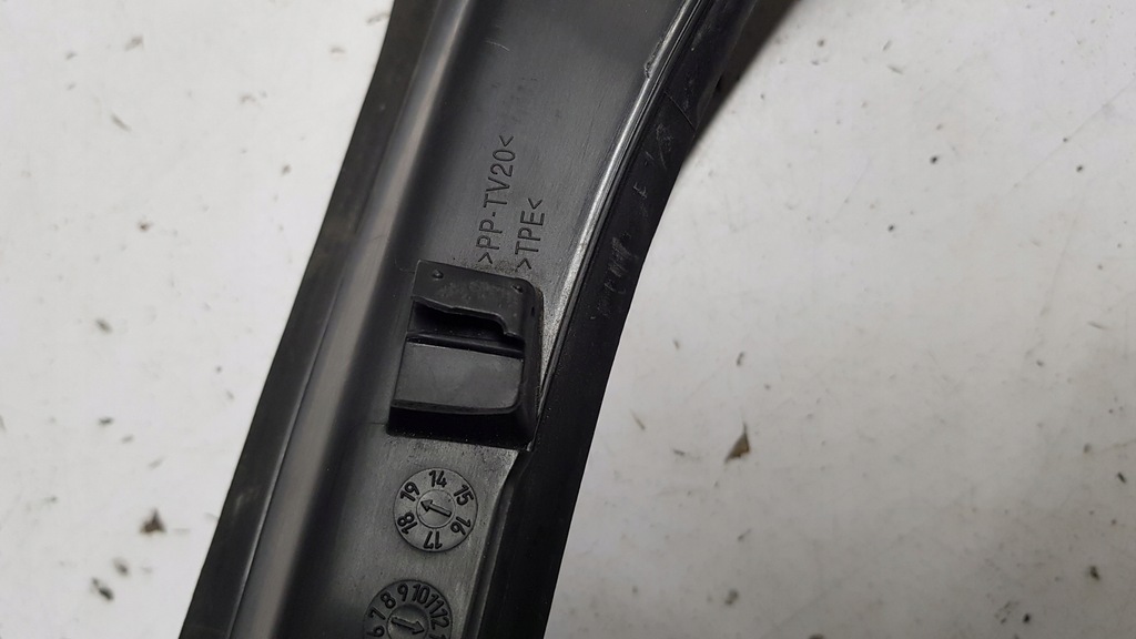 фото №8, Молдинг обивка багажника bmw 7 g11