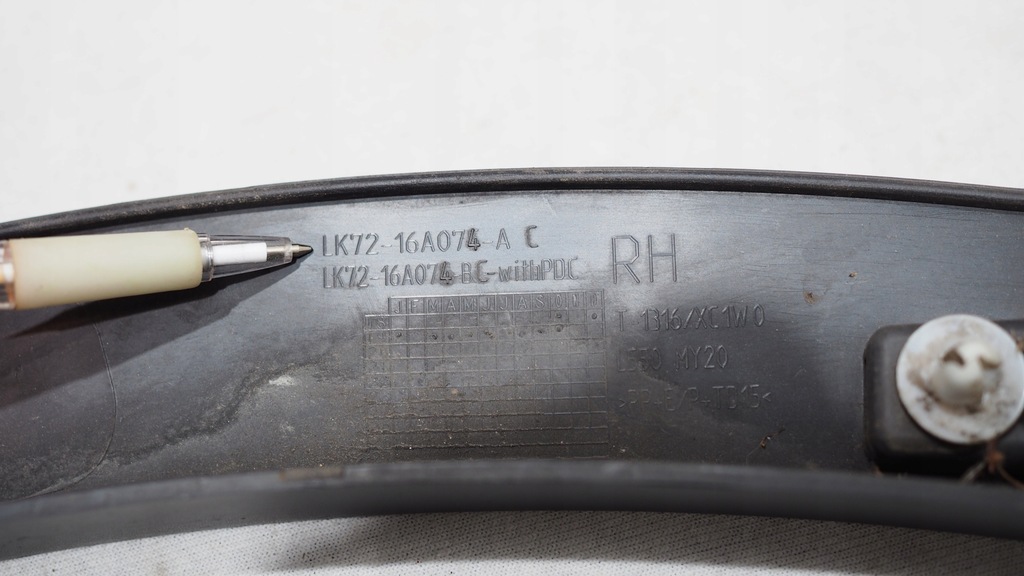 фото №9, Land rover discovery sport l550 молдинг крила перед правий