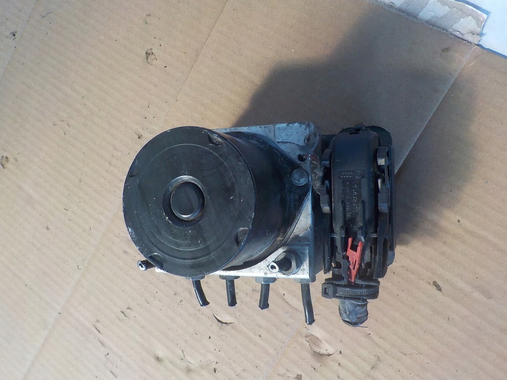 фото №5, Toyota avensis 2.2 d-cat насос abs