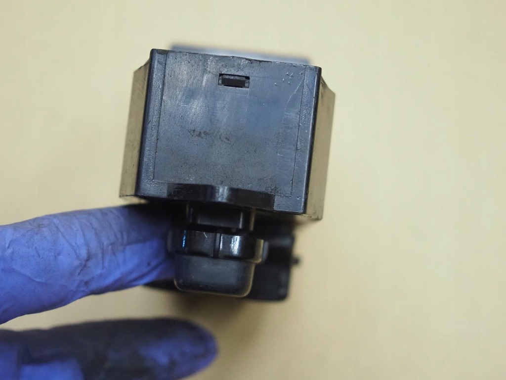 фото №14, Перемикач вікон лівий перед daewoo nubira 96190771