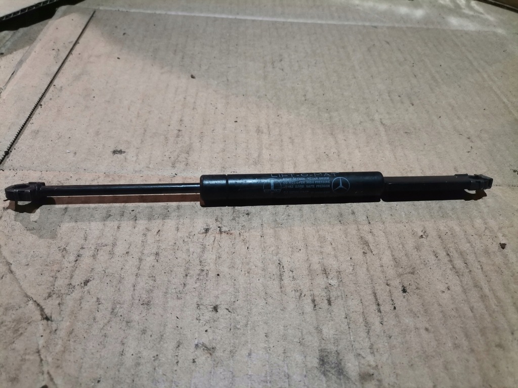 фото №1, Mercedes-benz оригінальний номер 1297500036 привід кришки багажника