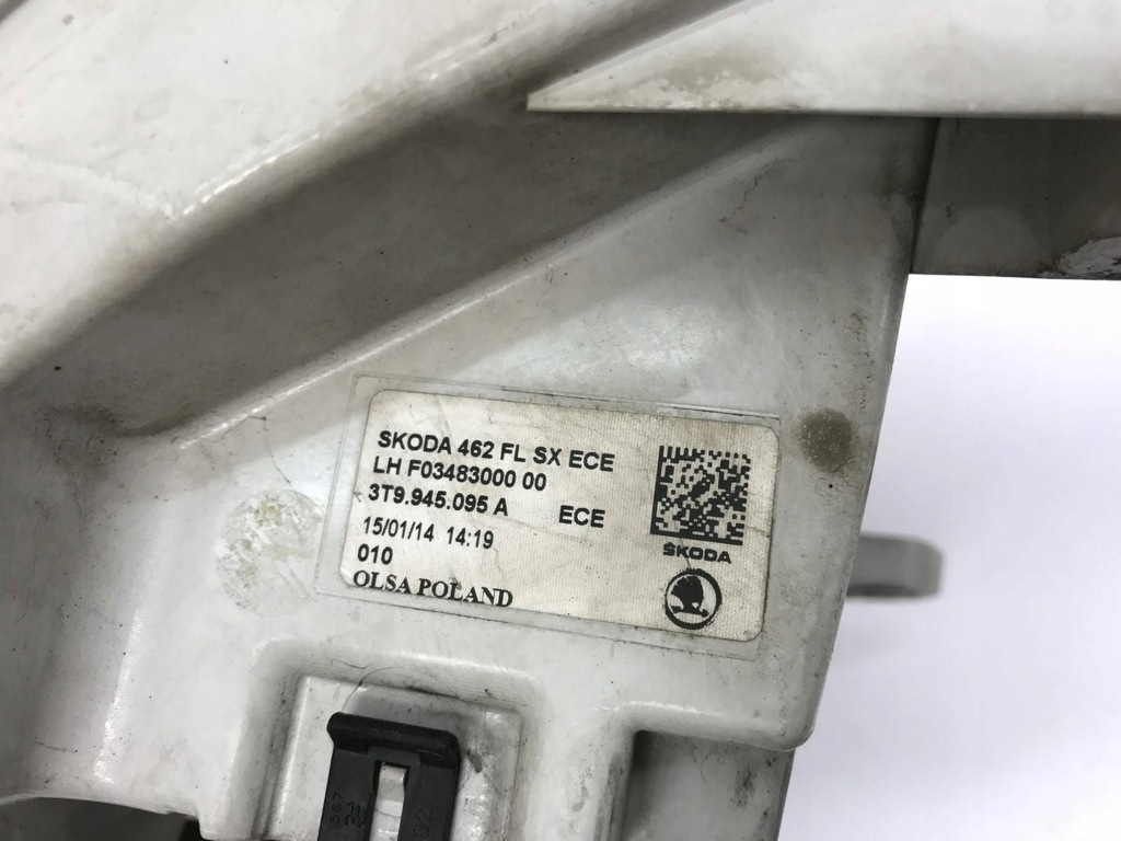 фото №12, Лампа левый задняя skoda superb ii lift kombi led 3t9945095a