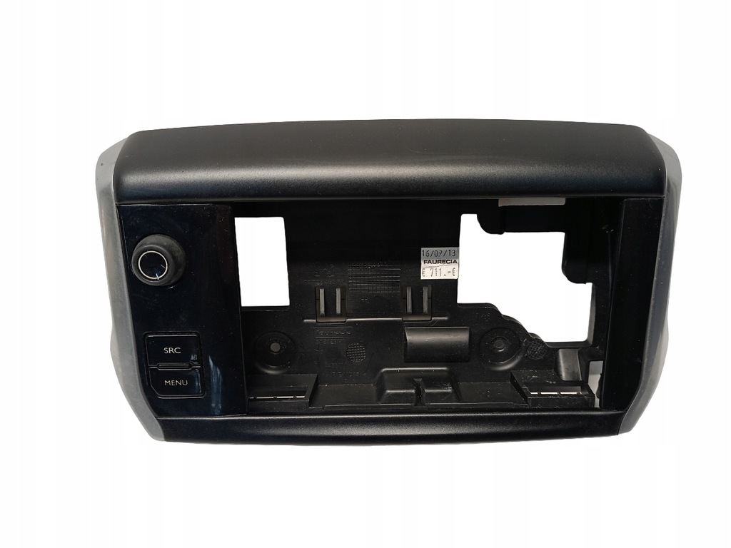 фото №1, Рамка панель радио навигации 9672846077 peugeot 2008 i