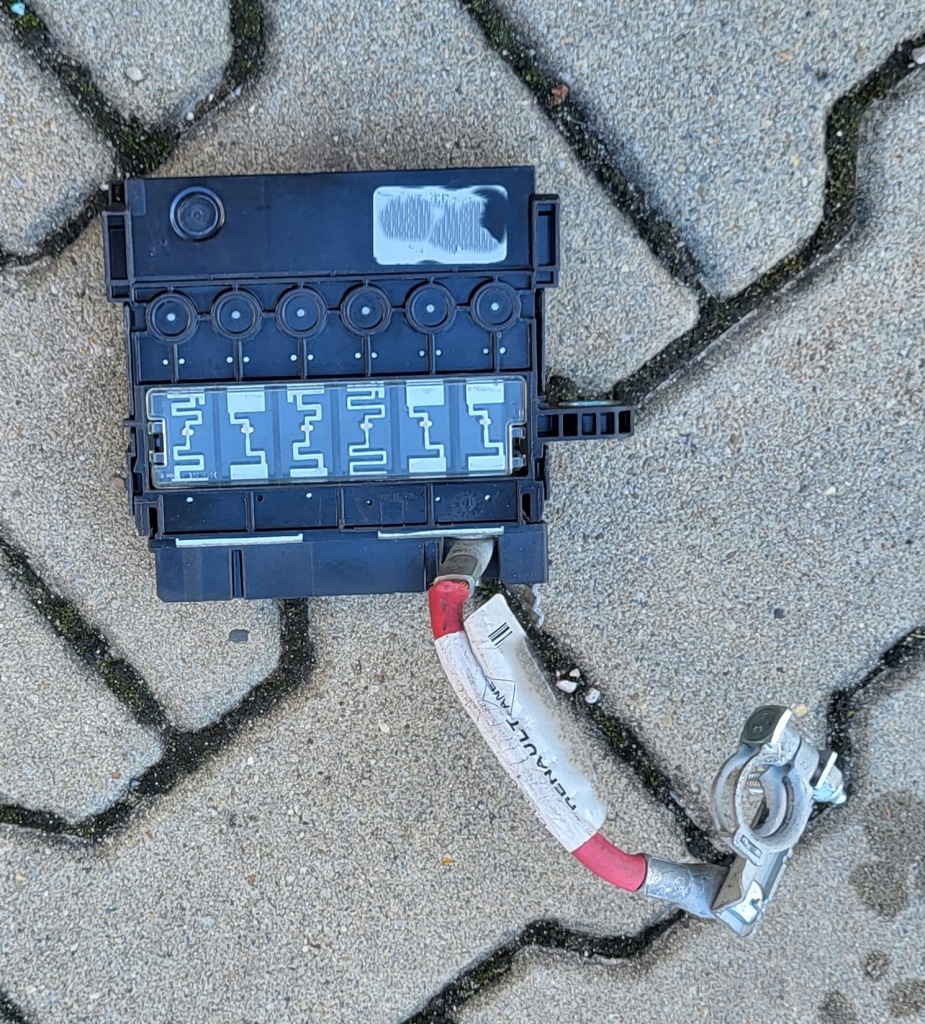 фото №1, Renault talisman megane модуль akumaltora 241143738r