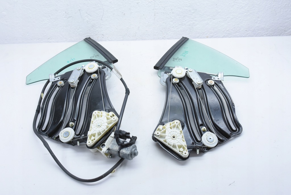 фото №1, Mercedes slk r171 w171 механизм стекло стекло левый правый задняя