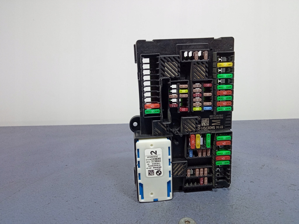 фото №1, Bmw 4 g22 g23 g20 коробка предохранителей 5a0e7d1