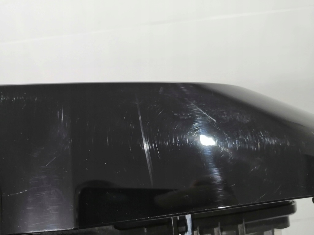 фото №14, Лампа левая задняя задняя vw caddy iv 2k7