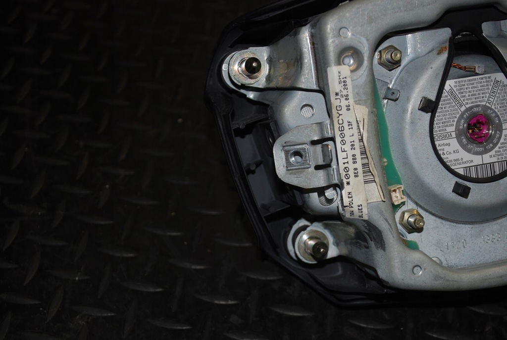 фото №11, Подушка подушка безопасности водителя audi a4 b6 8e0880201l