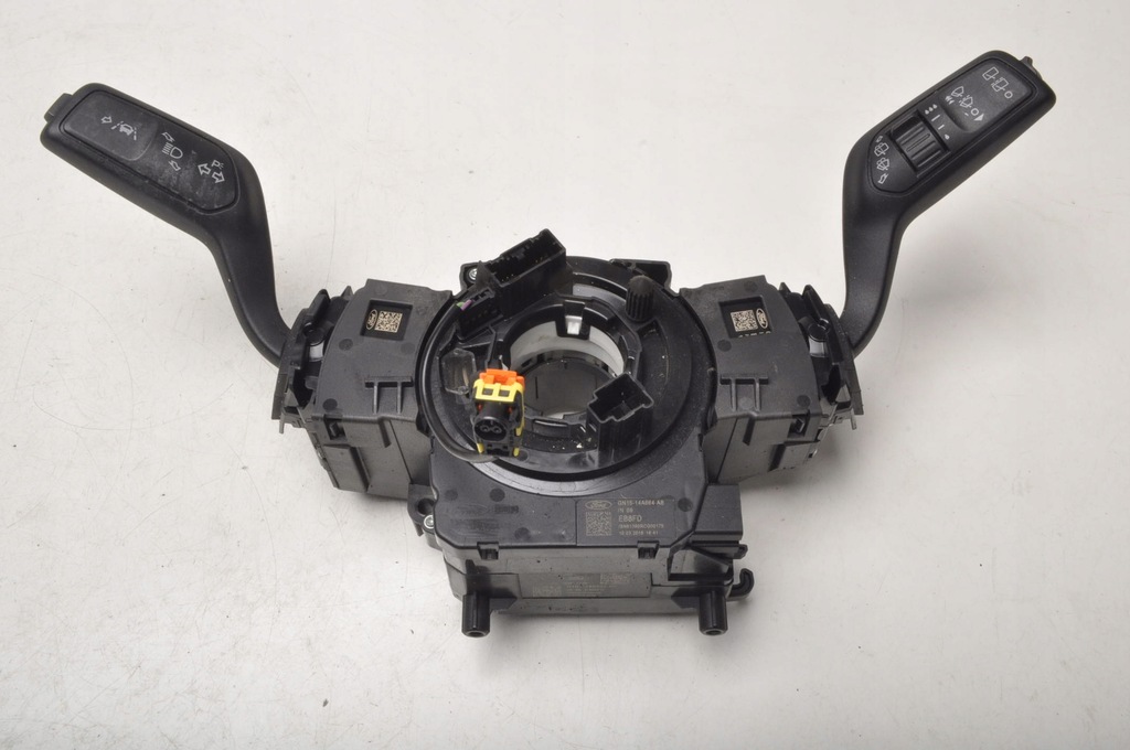 фото №1, Ford fiesta mk8 переключатель комбинированный лента