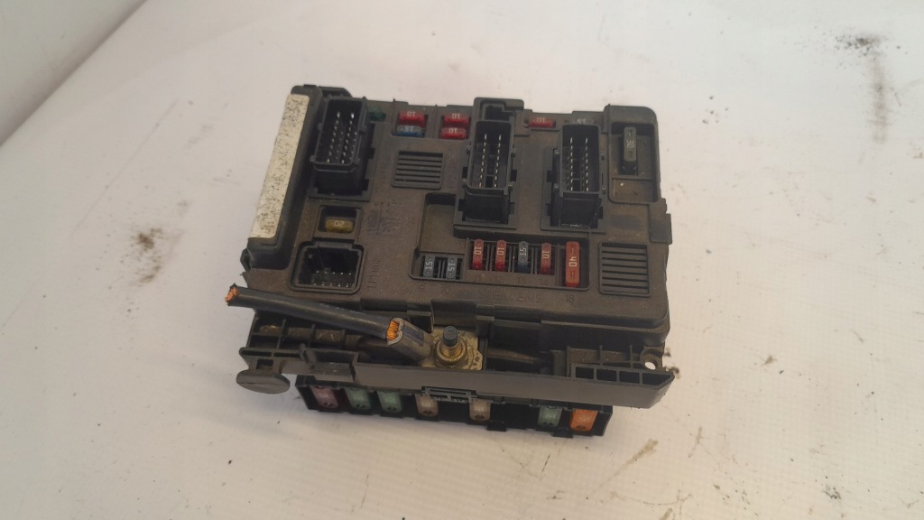 Купити Citroen c5 i коробка модуль bsm 624081919