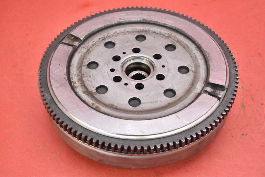 фото №6, Сцепление двухмассовый двухмассовый маховик skoda octavia 1 i 1.9 tdi 90 km 00-10