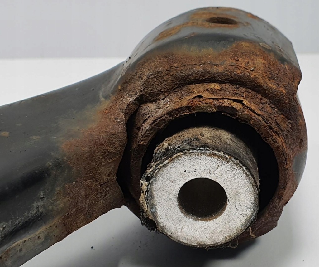 Важіль правий передній перед mercedes w245 a1693300307 Недорого