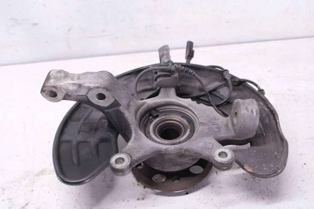 фото №9, Поворотный кулак передняя правая mercedes-benz cla coupe c117 a1764210620 2.0l