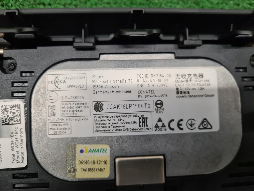 фото №5, Bmw m3 g80 зарядний пристрій індукційна w підлокітнику 6806850 5a1dc84