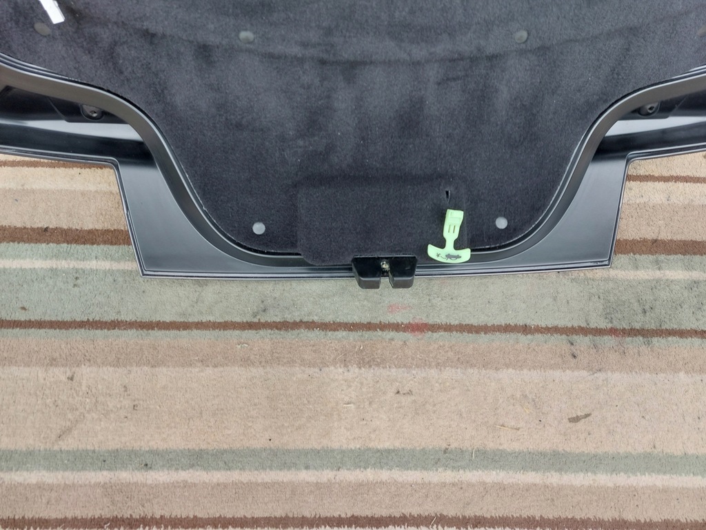 фото №8, Крышка багажника задняя aston martin vantage v8 coupe 15r szary meteorite silver